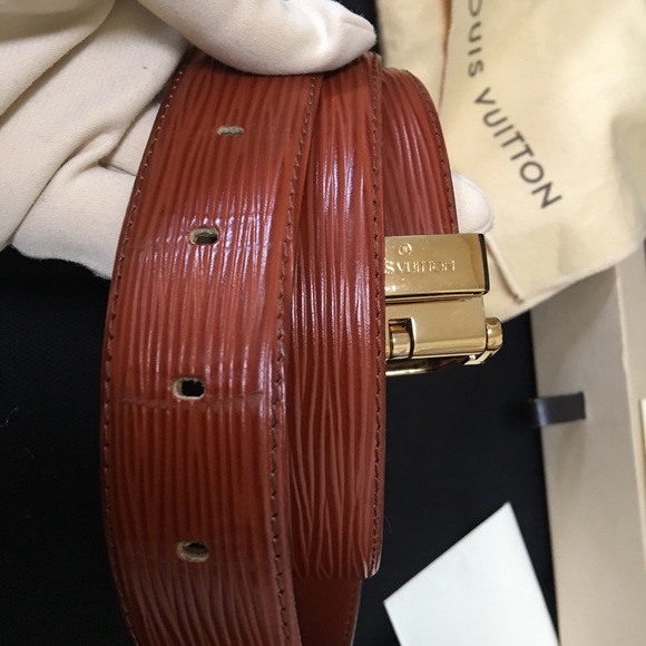Authentic LV Brown Epi Belt, preowned - Picture 6 of 8